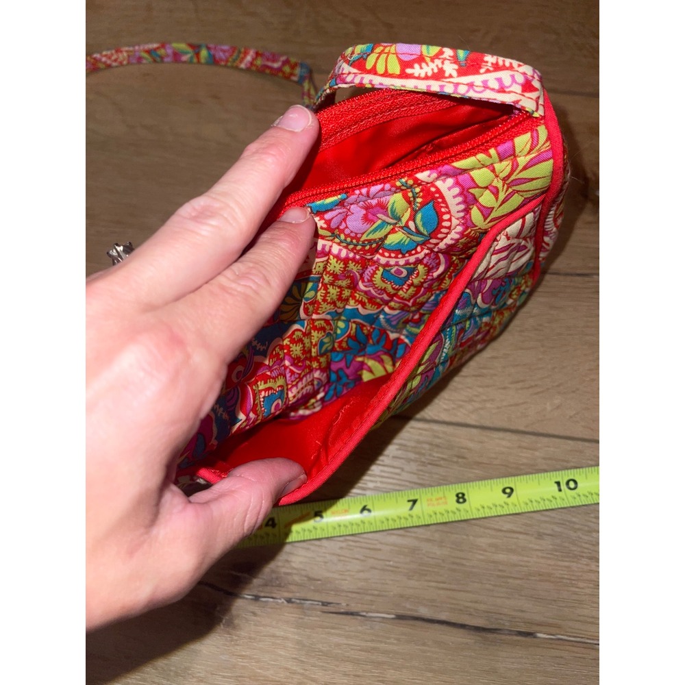 Vera Bradley Quilted Paisley Crossbody Bag Red Multicolor Zip Shoulder Purse - Picture 4 of 5